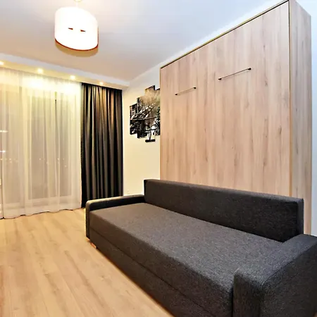 アパート L69 ワルシャワ